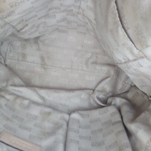 Michael Kors Black and Tan Tote Bag - Picture 8 of 9